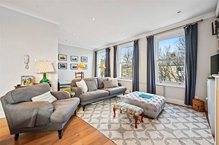 2 Bedroom Flat For Sale In Keith Grove, London, W12