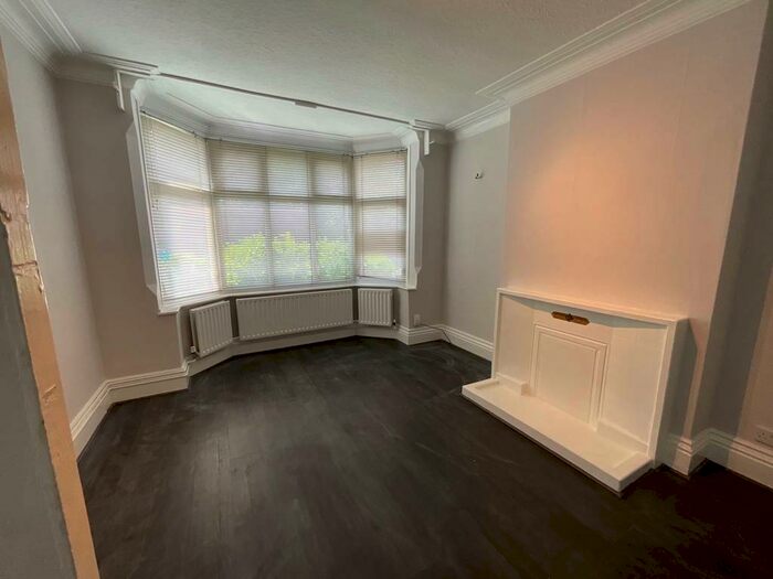 2 Bedroom Terraced House To Rent In Faraday Road, Nottingham, Nottinghamshire, NG7