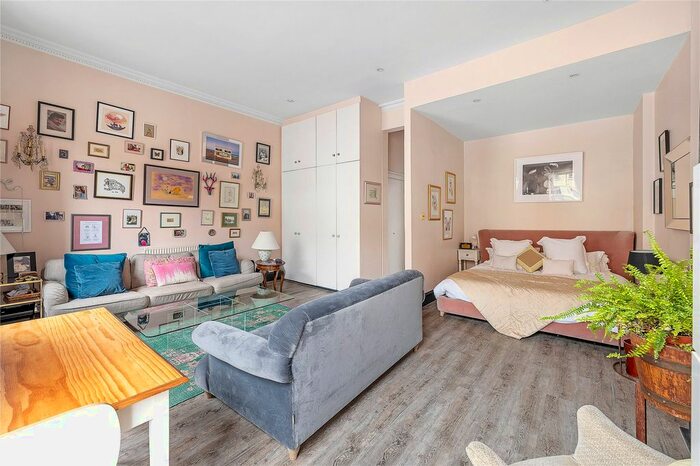 1 Bedroom Flat For Sale In Ebury Street, London, SW1W