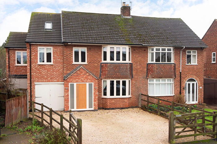 4 Bedroom Semi Detached House For Sale In Oakley Drive, Long Whatton, LE12