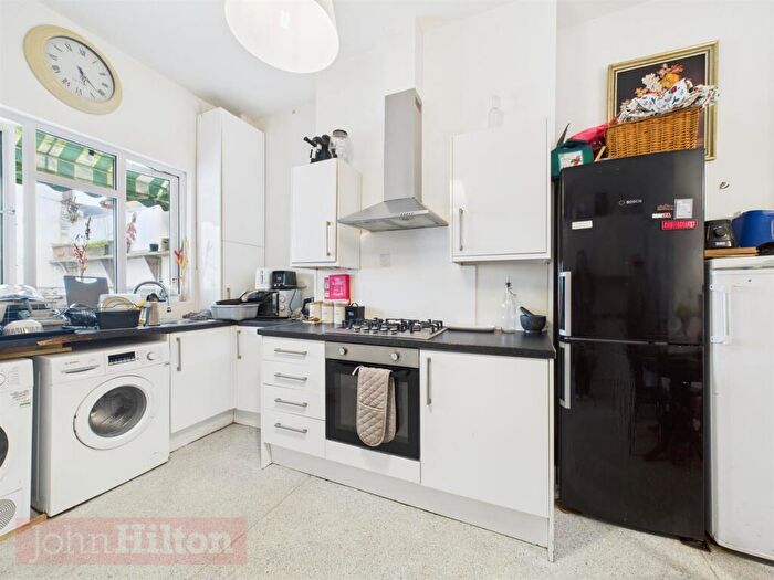 1 Bedroom Flat To Rent In Islingword Road, Brighton, BN2