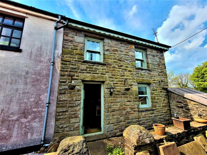 3 Bedroom Cottage To Rent In Black Road, Pontypridd, CF37