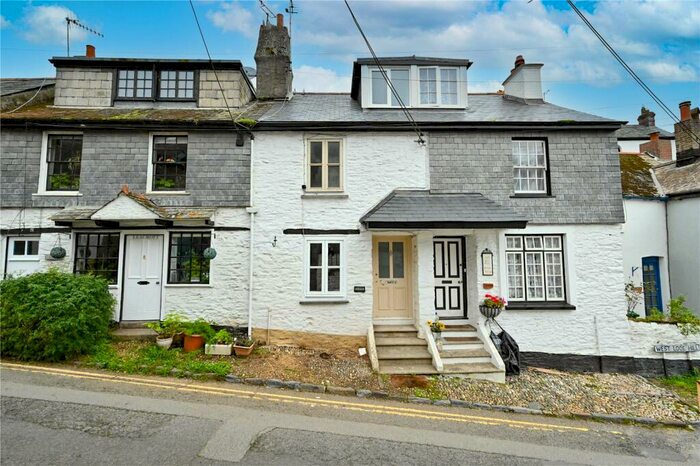 2 Bedroom Terraced House For Sale In West Looe Hill, West Looe, Cornwall, PL13