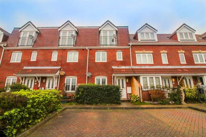 1 Bedroom Flat To Rent In Chadwick Way, Hamble, Southampton, SO31