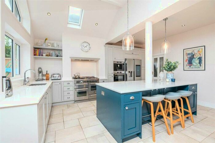 3 Bedroom House To Rent In Forest Road, London, E17