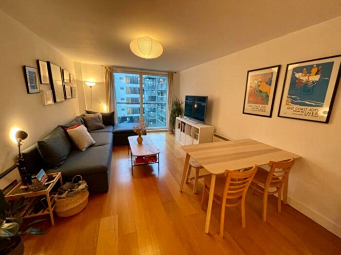 1 Bedroom Flat To Rent In Orsman Road, Dalston, London, N1