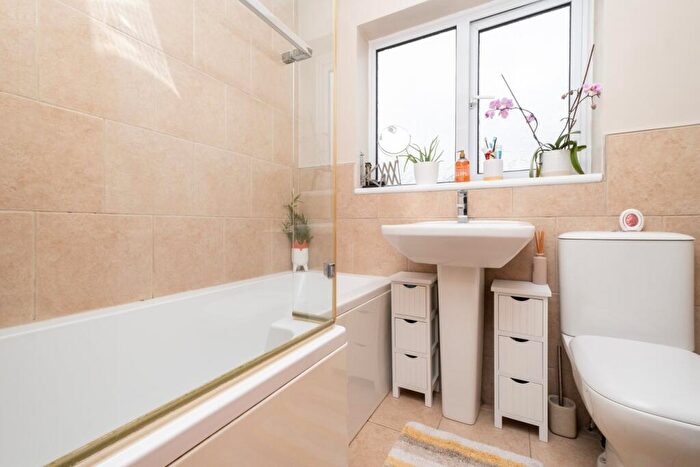 2 Bedroom End Of Terrace House For Sale In Lindridge Close, Herne Bay, CT6