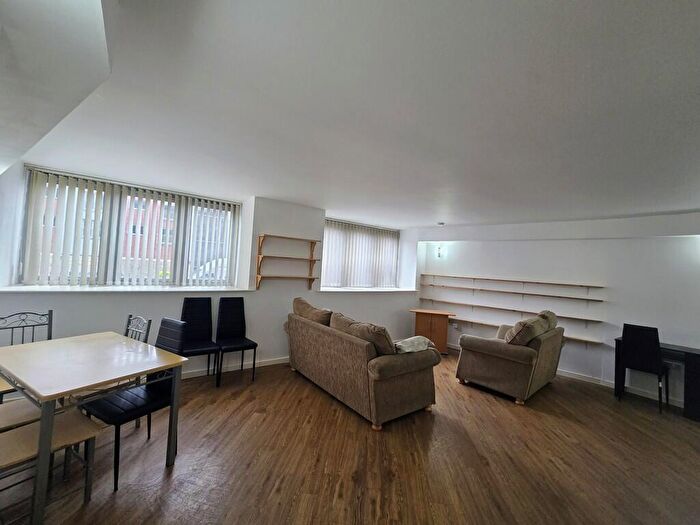 2 Bedroom Apartment To Rent In New Hall Lane, Preston, PR1