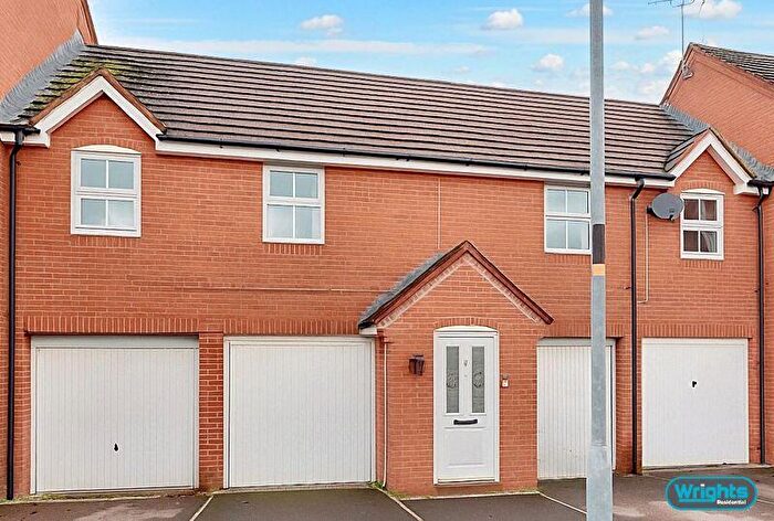 2 Bedroom Flat For Sale In Turnstile Walk, Trowbridge, BA14