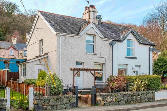 2 Bedroom Semi-Detached House For Sale In Croft Cottages, Dolgarrog, Conwy, LL32