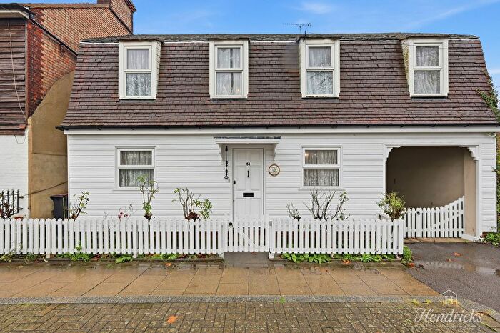 4 Bedroom Detached House For Sale In South Street, Rochford, SS4