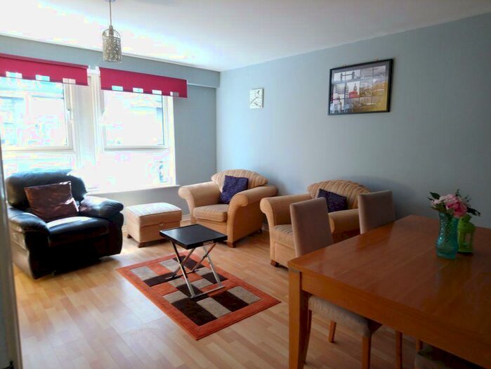 2 Bedroom Flat To Rent In Wallace Street, Glasgow, G5