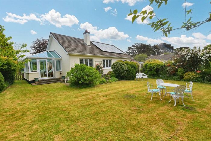 4 Bedroom Detached Bungalow For Sale In Whitehall, Scorrier, TR16