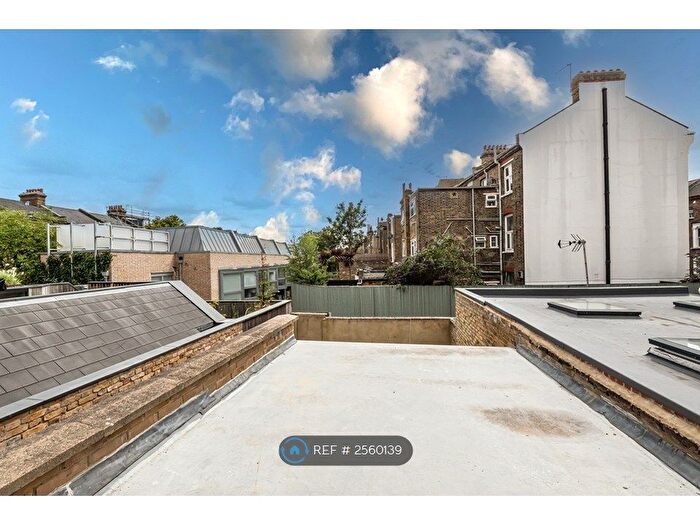 2 Bedroom Flat To Rent In Kilburn Lane, London, W9