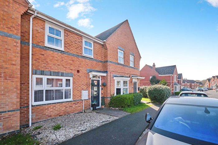 3 Bedroom Terraced House For Sale In Curlew Drive, Brownhills, Walsall, WS8