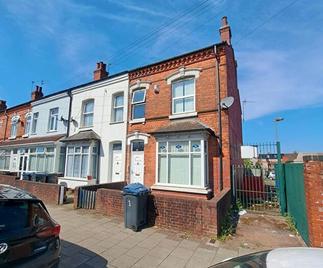3 Bedroom Terraced House For Sale In Ellesmere Road, Birmingham, West Midlands, B8