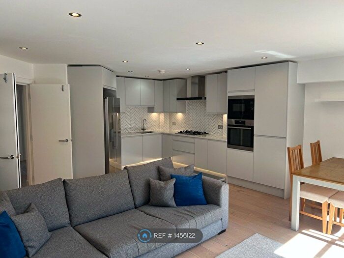 2 Bedroom Flat To Rent In Calvin St, London, E1