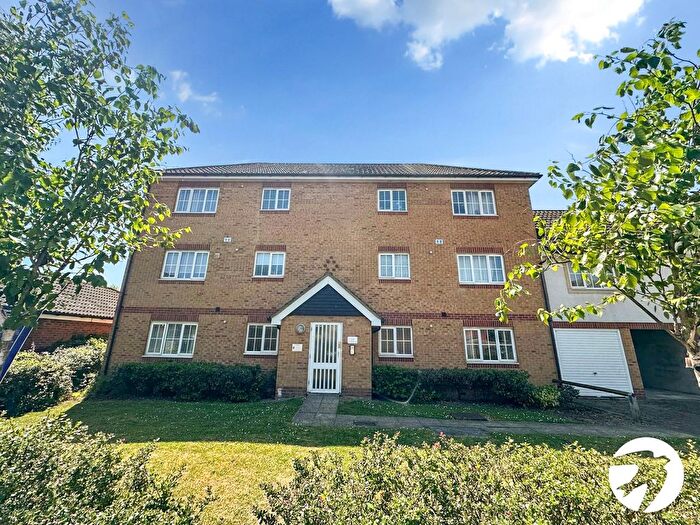 1 Bedroom Flat To Rent In Waterside Close, London, SE28