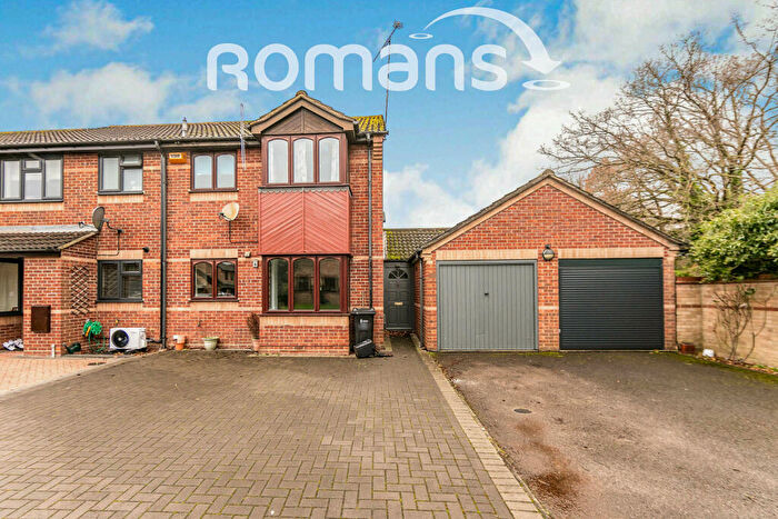 1 Bedroom Terraced House To Rent In Belvedere Walk, RG41