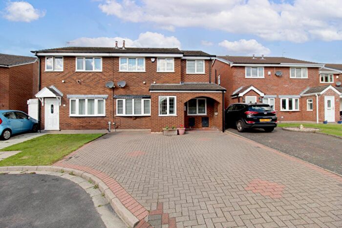 4 Bedroom Semi-Detached House For Sale In Aragon Close, Lydiate, L31