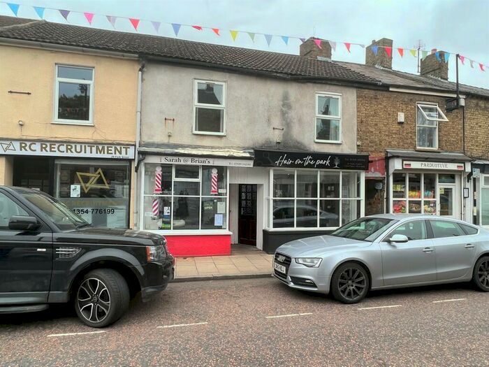 2 Bedroom Flat For Sale In Park Street, Chatteris, Cambs., PE16