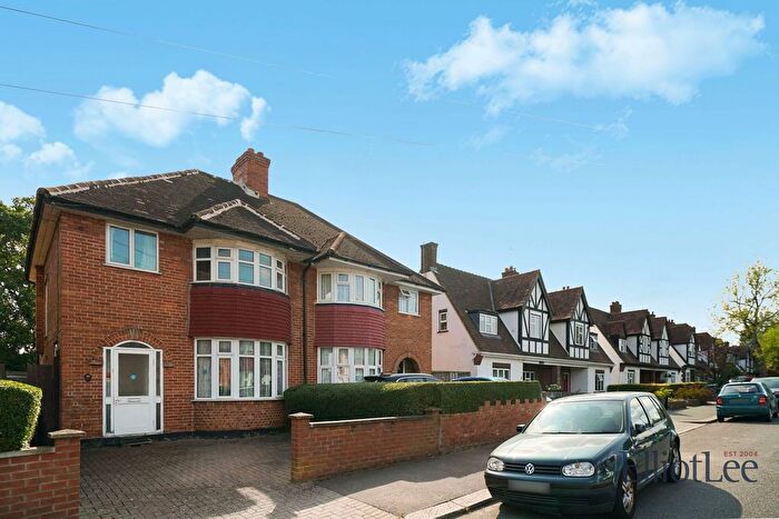 3 Bedroom Semi-Detached House To Rent In Medway Gardens, Wembley, HA0