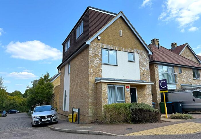 4 Bedroom House To Rent In Kingcup Avenue, Leverstock Green, Hemel Hempstead, HP2