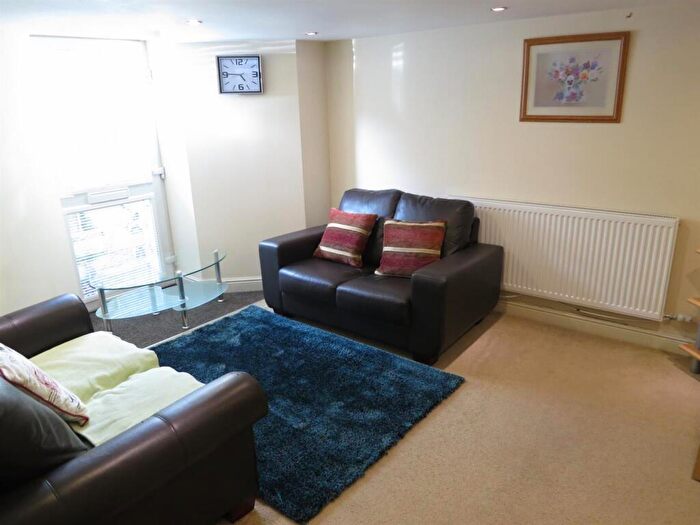 1 Bedroom Apartment To Rent In Northen Grove, West Didsbury, M20