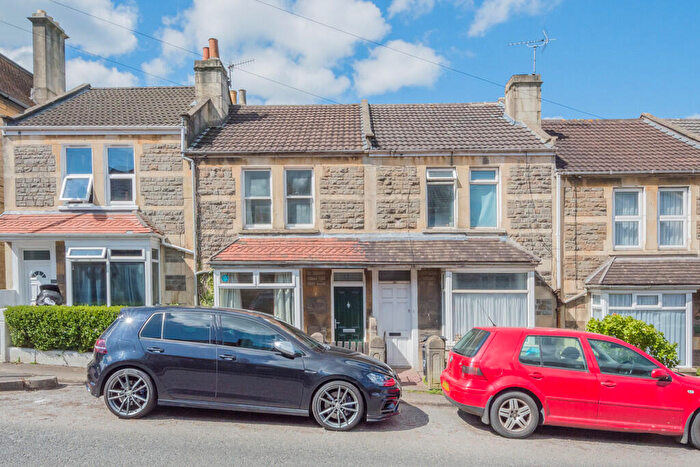 2 Bedroom Terraced House To Rent In Coronation Avenue, Bath, BA2