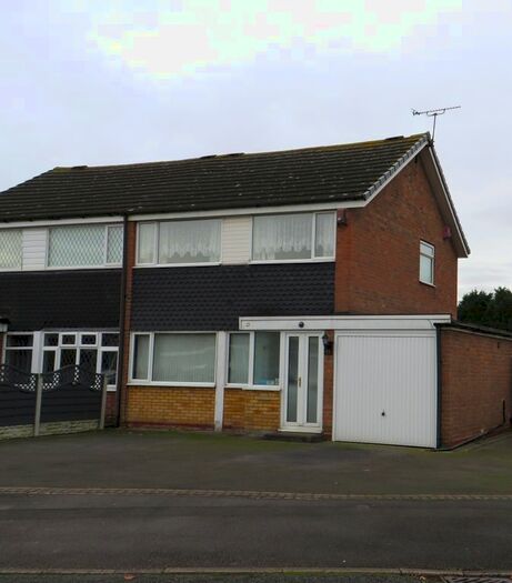3 Bedroom Semi-Detached House To Rent In Stornoway Road, Castle Vale, Birmingham, B35