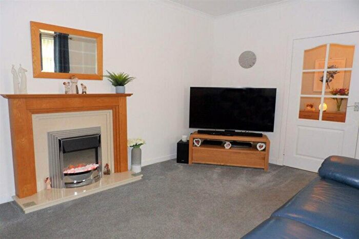 3 Bedroom End Of Terrace House For Sale In Crosshill Avenue, Campbeltown, PA28