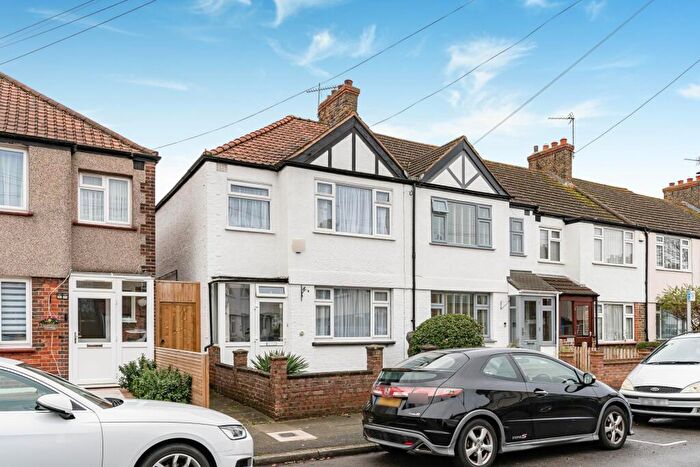 3 Bedroom End Of Terrace House To Rent In Castleton Road, Mitcham, CR4