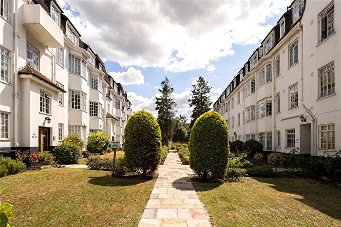 1 Bedroom Flat For Sale In Streatham Hill, London, SW2