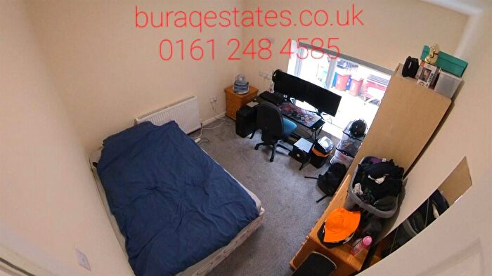 2 Bedroom Flat To Rent In Flat-Egerton Road Fallowfield, Manchester, M14