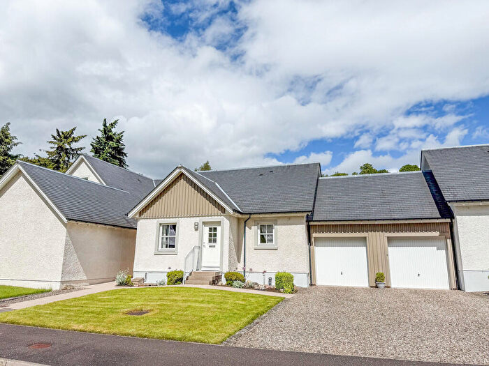 2 Bedroom Terraced Bungalow For Sale In Lagreach Brae, Pitlochry, PH16