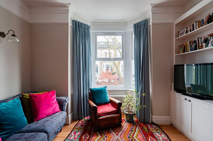 3 Bedroom Terraced House To Rent In Leyspring Road, Bushwood, London, E11