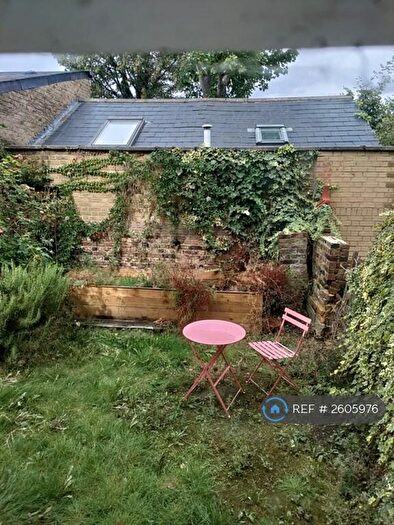 2 Bedroom Flat To Rent In Englefield Road, London, N1