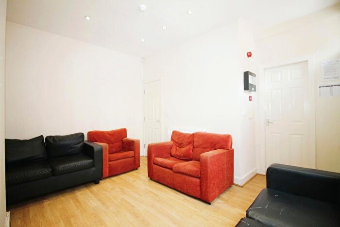2 Bedroom Terraced House To Rent In Harold Grove, Hyde Park, Leeds, LS6