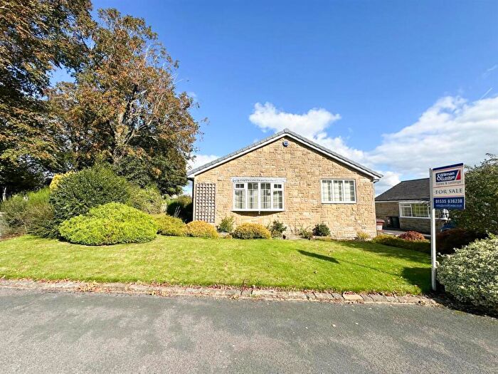 3 Bedroom Detached Bungalow For Sale In Beanlands Drive, Glusburn, BD20