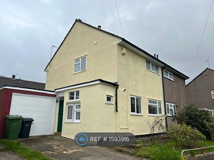 2 Bedroom Semi-Detached House To Rent In Morris Road, Bristol, BS7