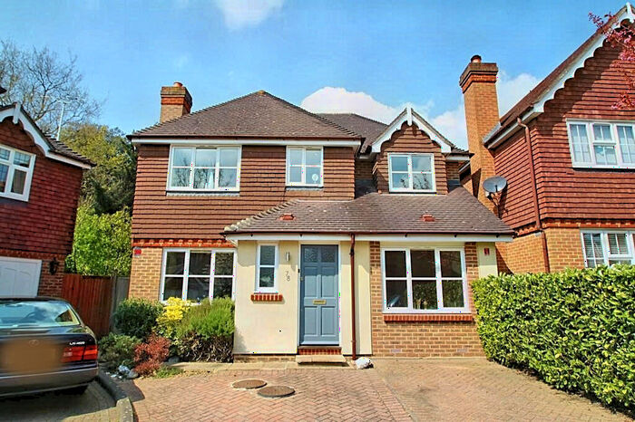 4 Bedroom Detached House To Rent In Harts Grove, Woodford Green, IG8