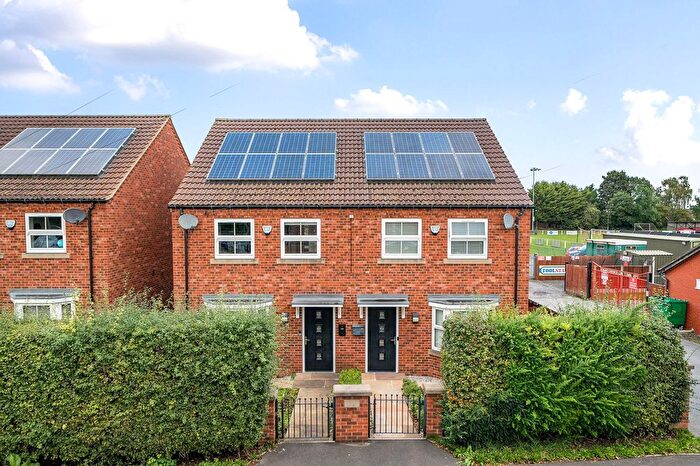 3 Bedroom Semi-detached House For Sale In Manse Lane, Knaresborough, HG5