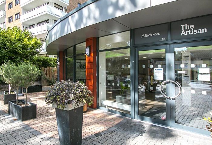 Studio To Rent In Bath Road, Bournemouth, Dorset, BH1