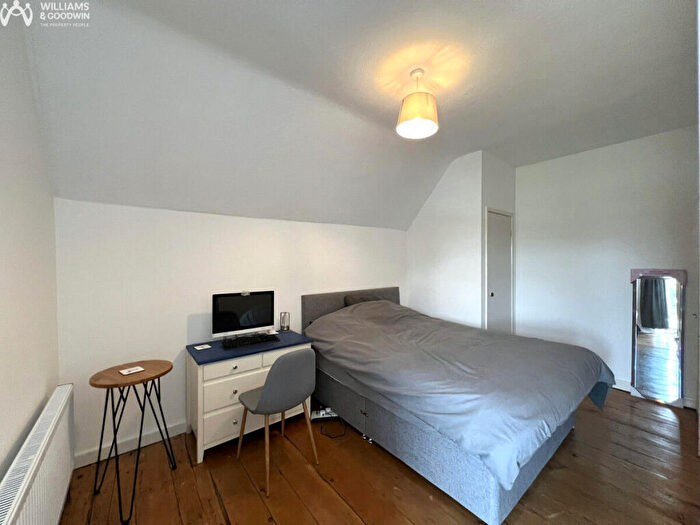 2 Bedroom Character Property For Sale In Pensarn, Pentre Berw, LL60