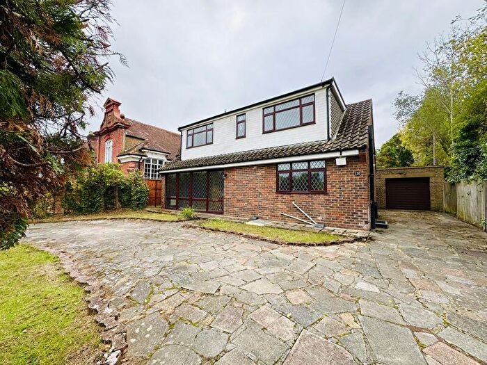 3 Bedroom Detached House To Rent In Stamford Green, Epsom, KT18