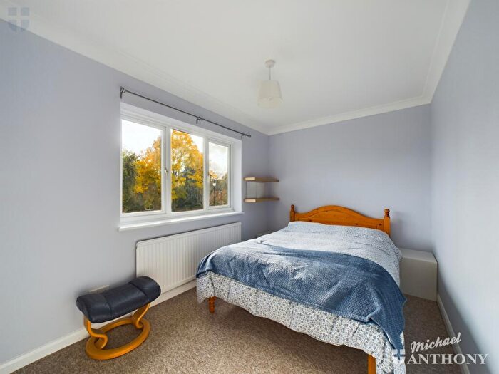 4 Bedroom Detached House For Sale In The Pightle, HP22