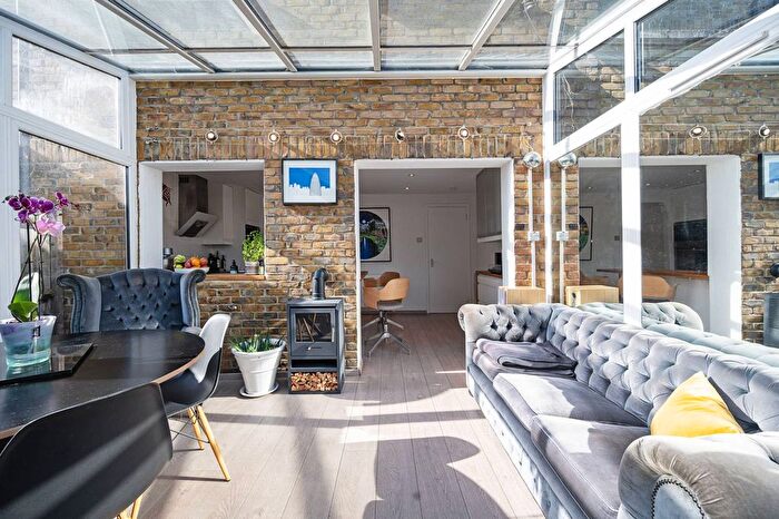 4 Bedroom Property For Sale In Danesdale Road, Victoria Park, London, E9