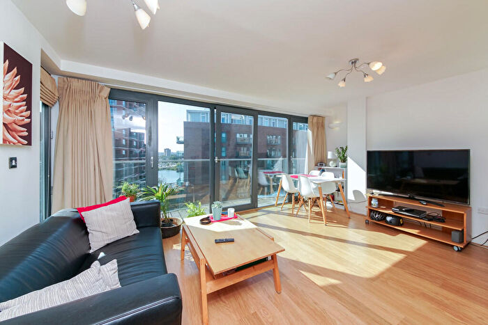 1 Bedroom Apartment To Rent In Maple Quays, Canada Water, SE16