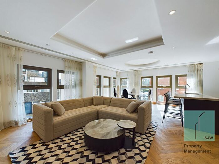 3 Bedroom Flat To Rent In John Islip Street, Abell House, SW1P