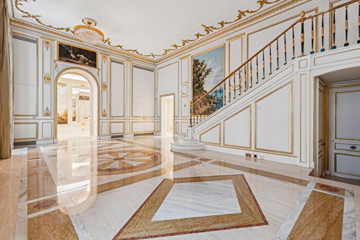 8 Bedroom Town House To Rent In Belgrave Square, London, SW1X